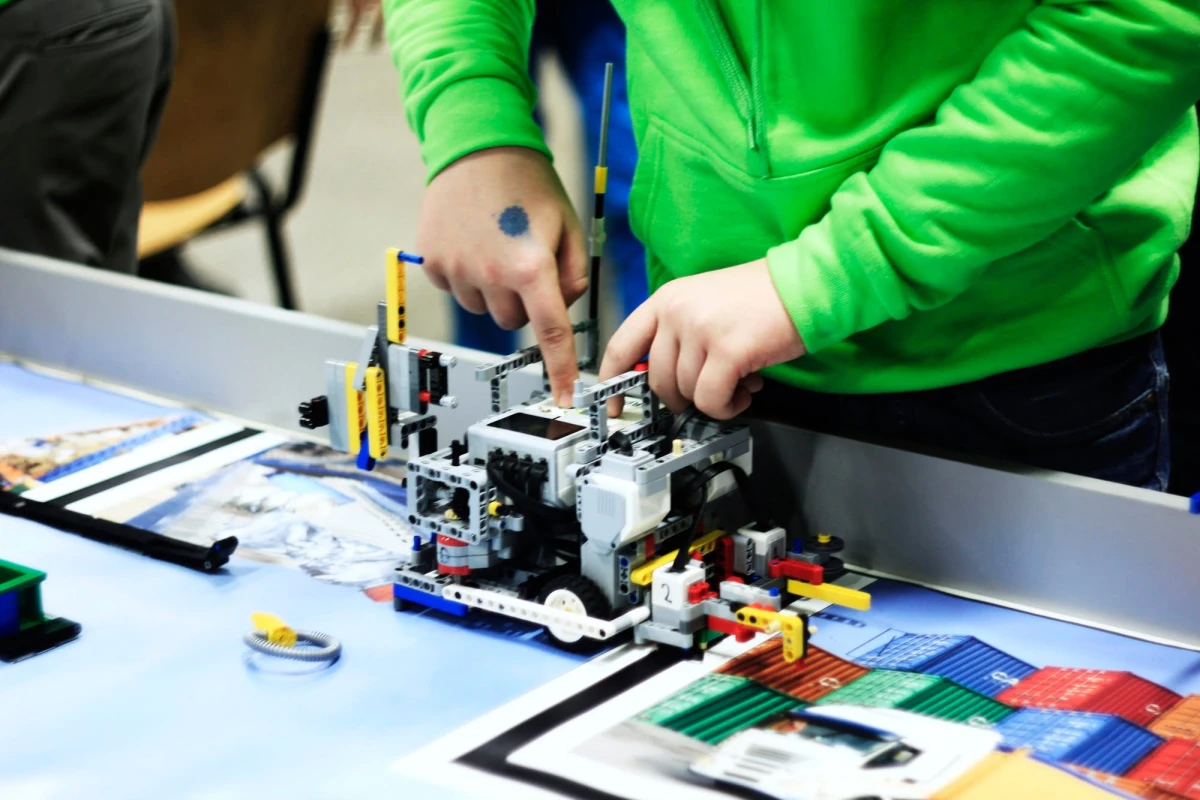Robotikos entuziastai gręžiasi į gyvūnijos pasaulį