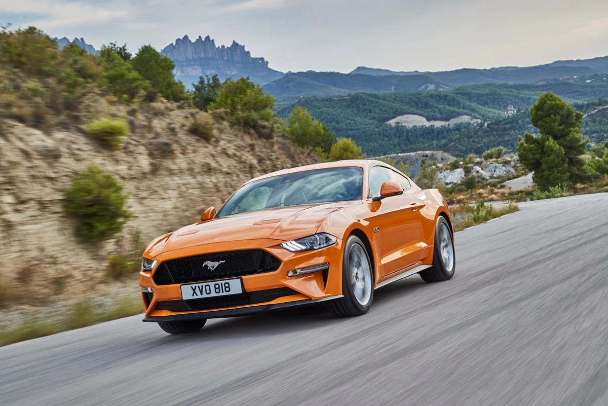 FORD 2017 MUSTANG 27