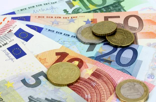 Ar Tarybos narių kompensacijoms leidžiami pinigai tikrai už darbą mūsų labui?