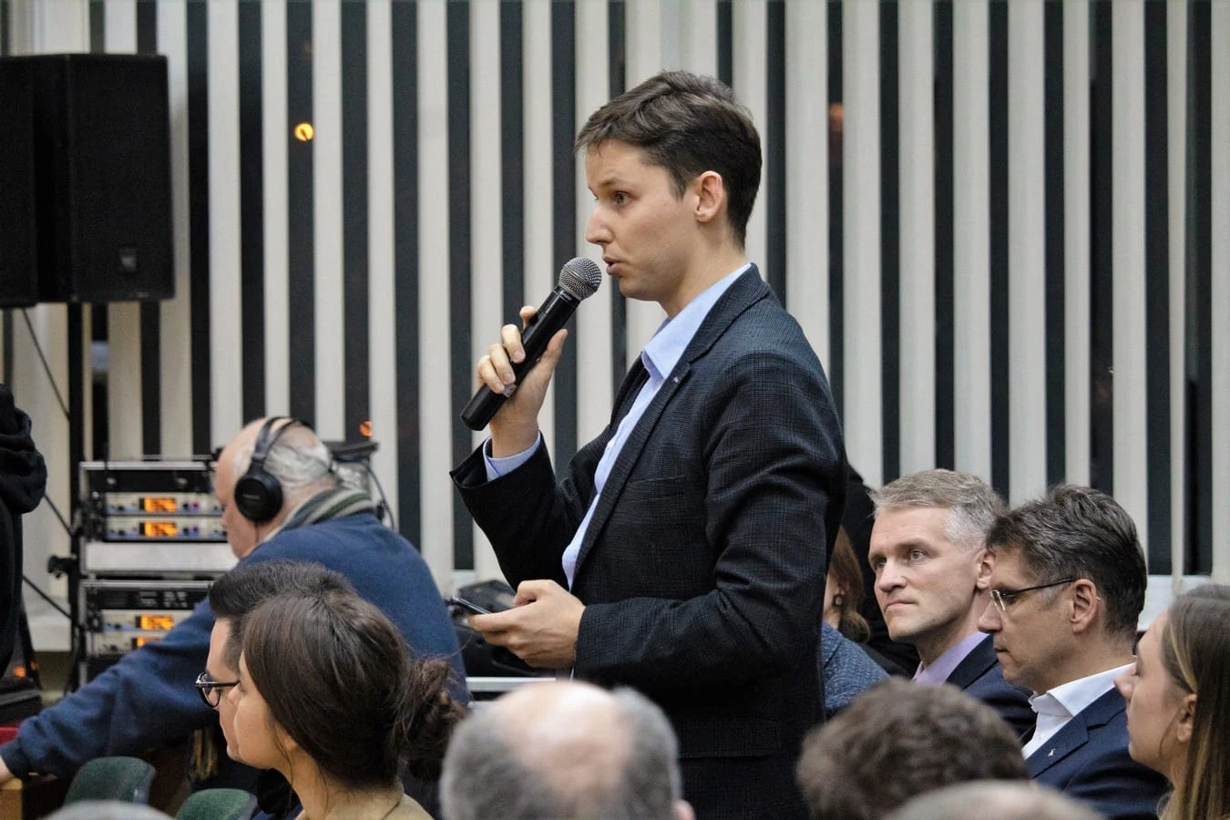 Panevėžio PPAR surengtuose debatuose – verslo atstovų ir kandidatų į Panevėžio miesto merus diskusija