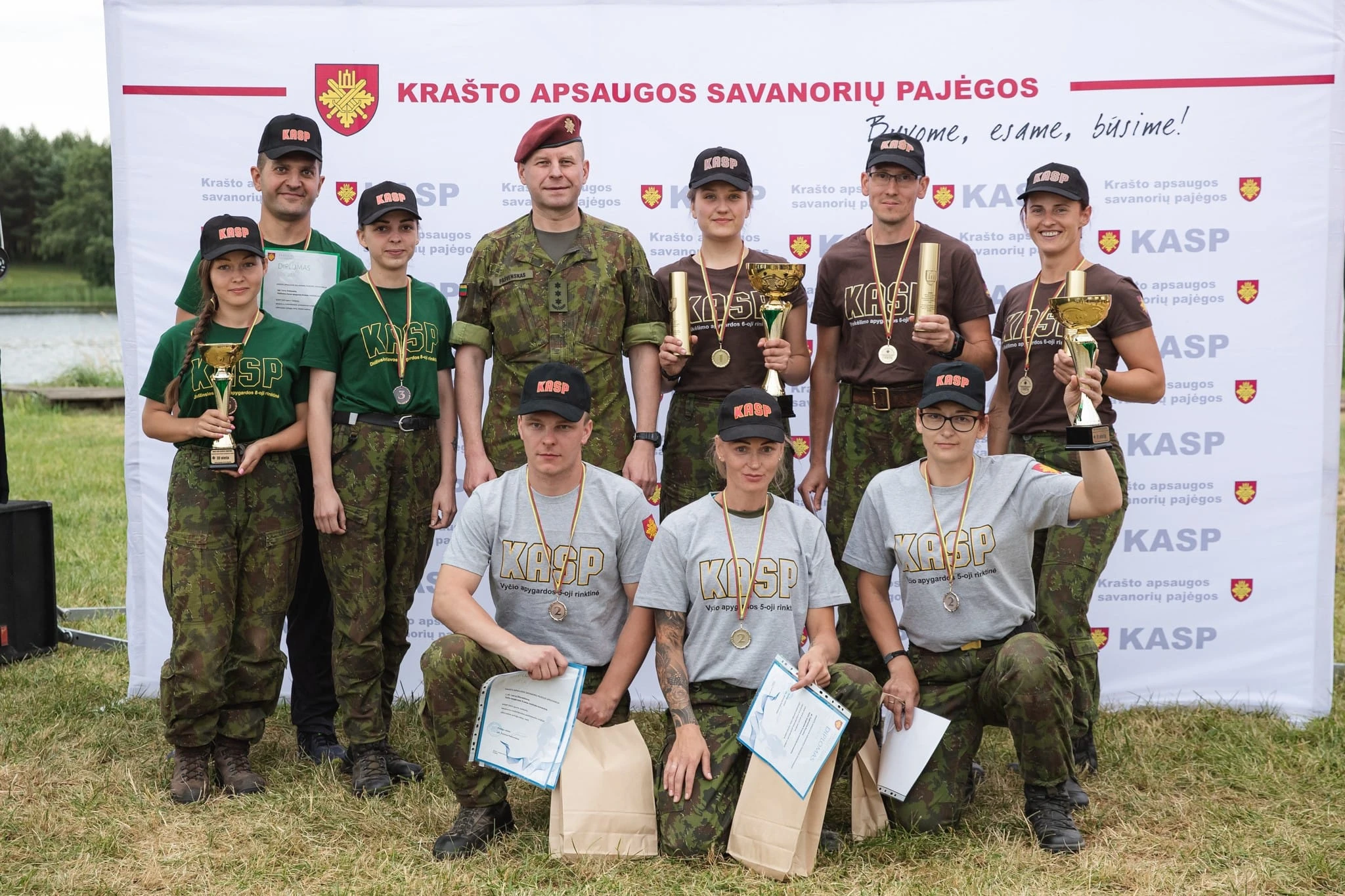 Iš XXIX Krašto apsaugos savanorių pajėgų žaidynių su medaliais