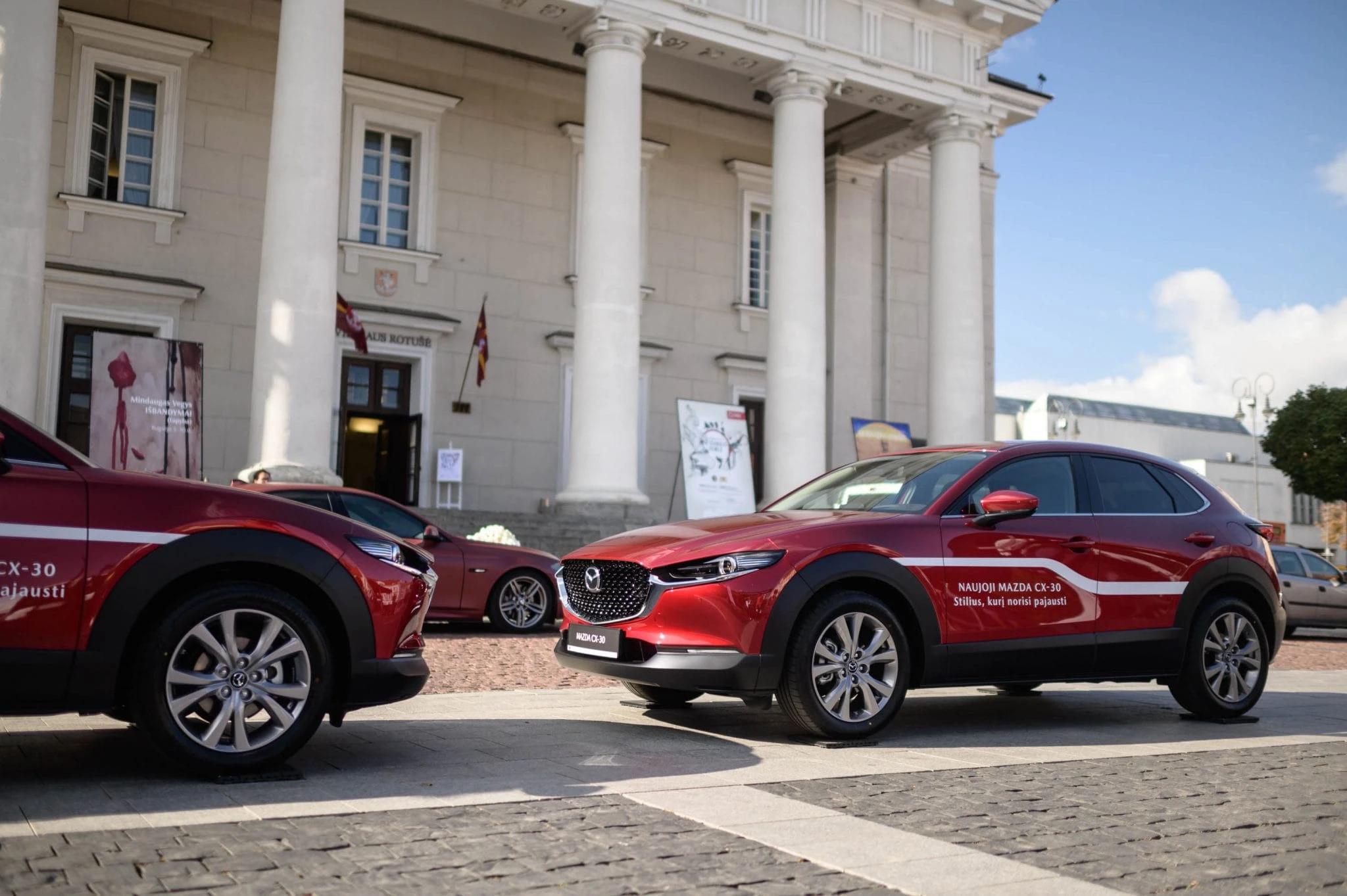 Visiškai naujas kompaktiškas miesto visureigis „Mazda CX-30“ atvyko į Lietuvą
