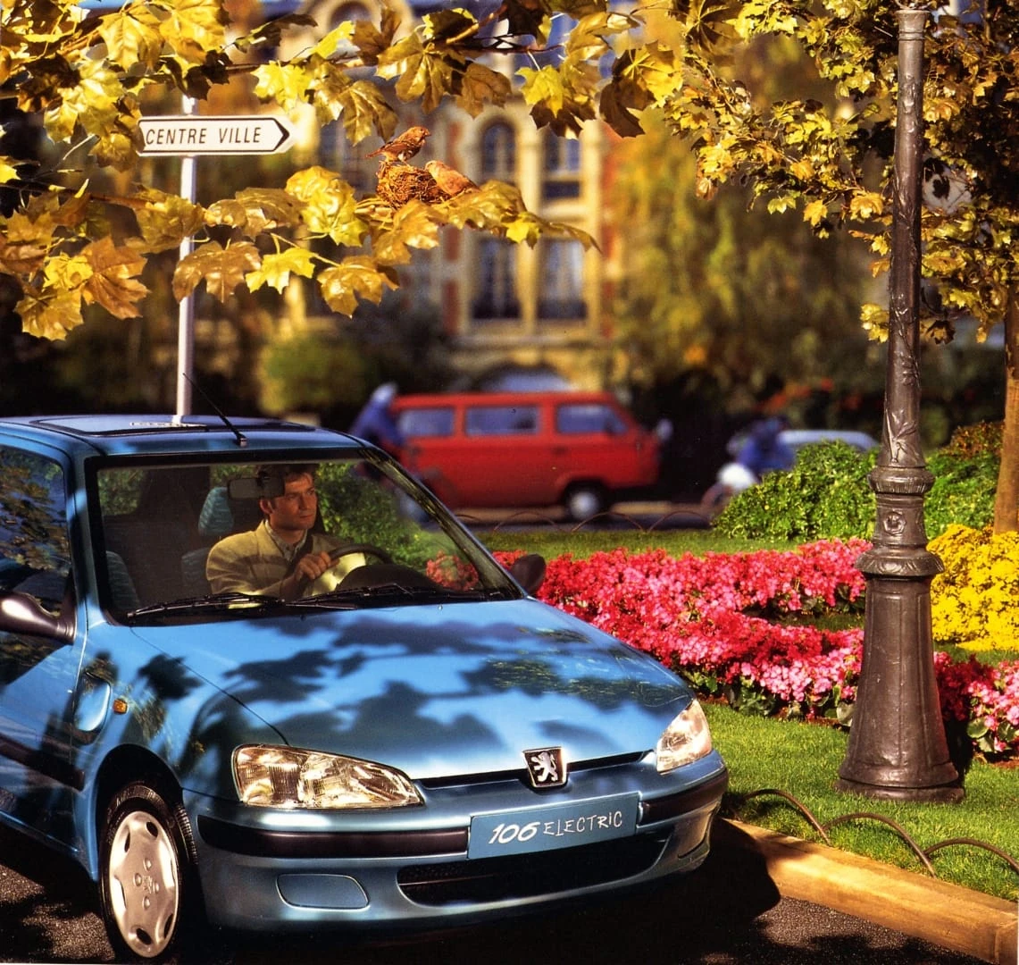 Nuo „Peugeot VLV“ iki naujo e-2008 – elektrinės revoliucijos istorija
