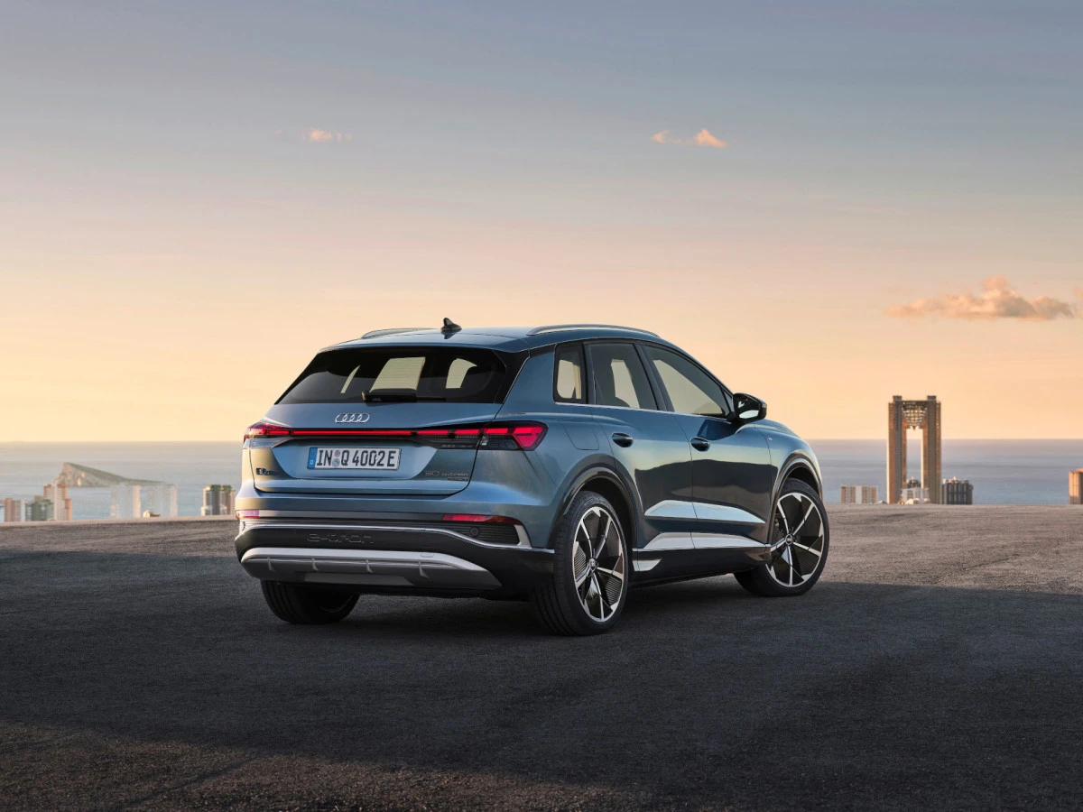 Elektrinis ir efektyvus: „Audi Q4 e-tron“ ir „Q4 Sportback e-tron“