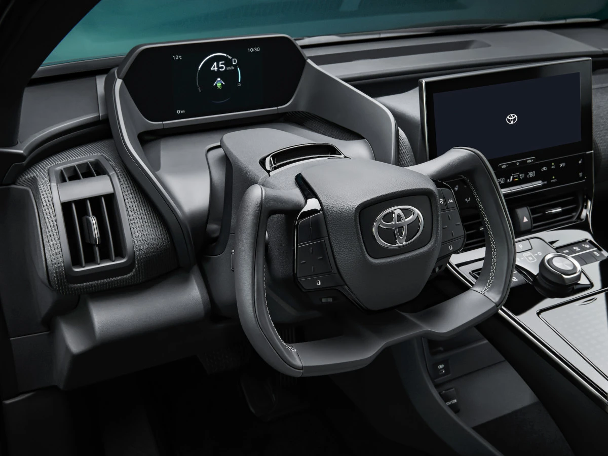 Šanchajaus automobilių parodoje – pasaulinė „Toyota bZ4X“ koncepcinio modelio premjera