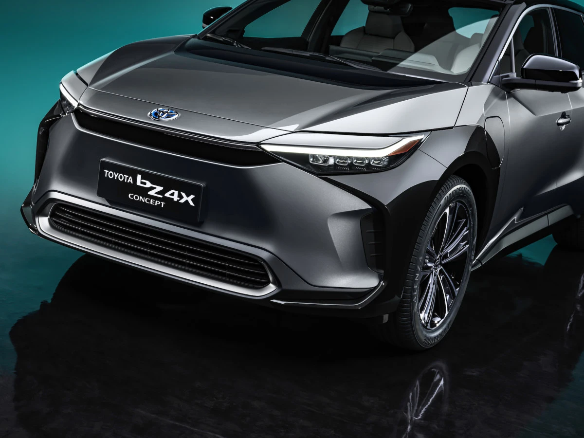 Šanchajaus automobilių parodoje – pasaulinė „Toyota bZ4X“ koncepcinio modelio premjera