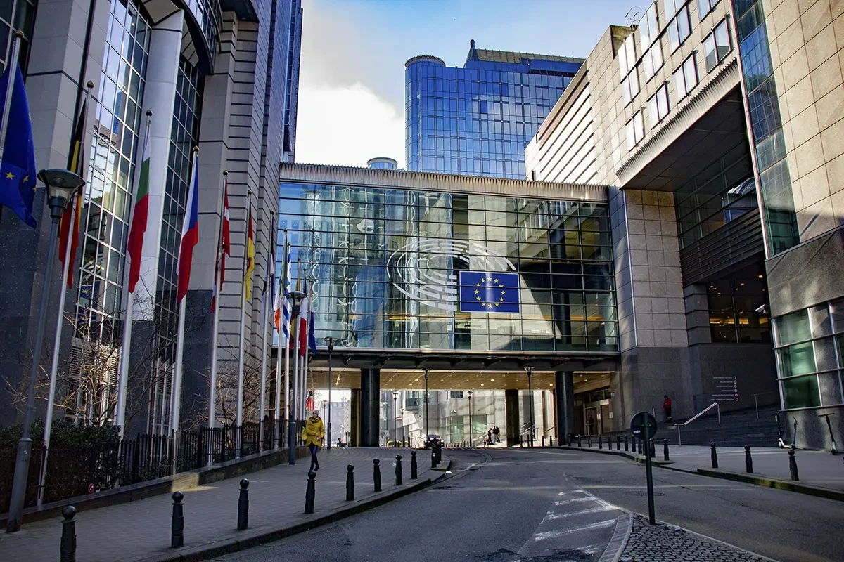 Europos Parlamentas ragina Baltarusiją nedelsiant paleisti 1500 politinių kalinių