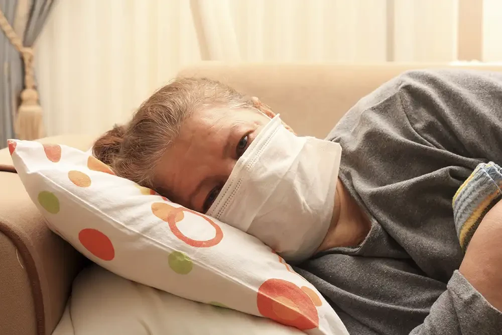 ES patvirtino iki pusmečio veikiantį vaistinį preparatą COVID-19 profilaktikai