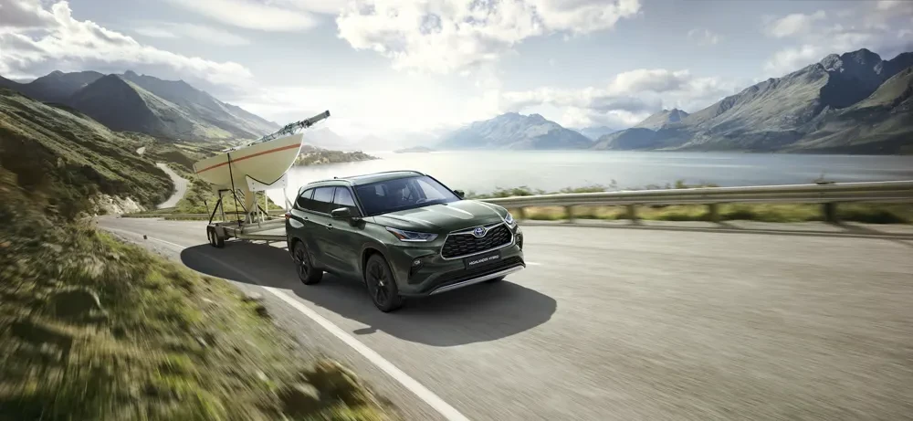Atnaujintas „Toyota Highlander“ – nauja išvaizda ir išmaniosios technologijos