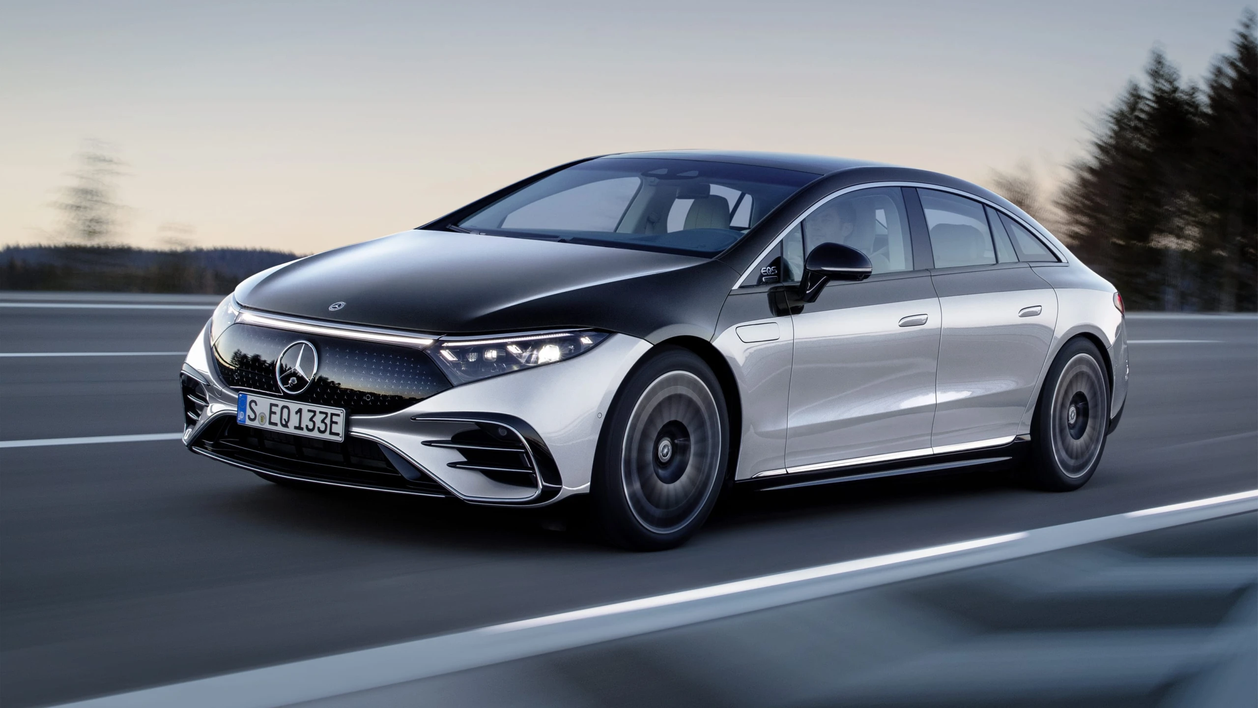 EQS 1024x576 Paskelbtas „Lietuvos metų automobilis 2023“
