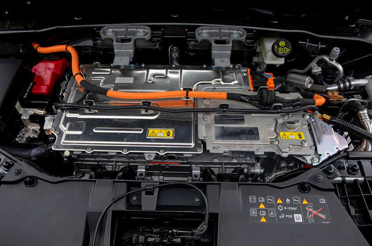 Šventinė savaitė su „Renault Megane E-Tech Full Electric”