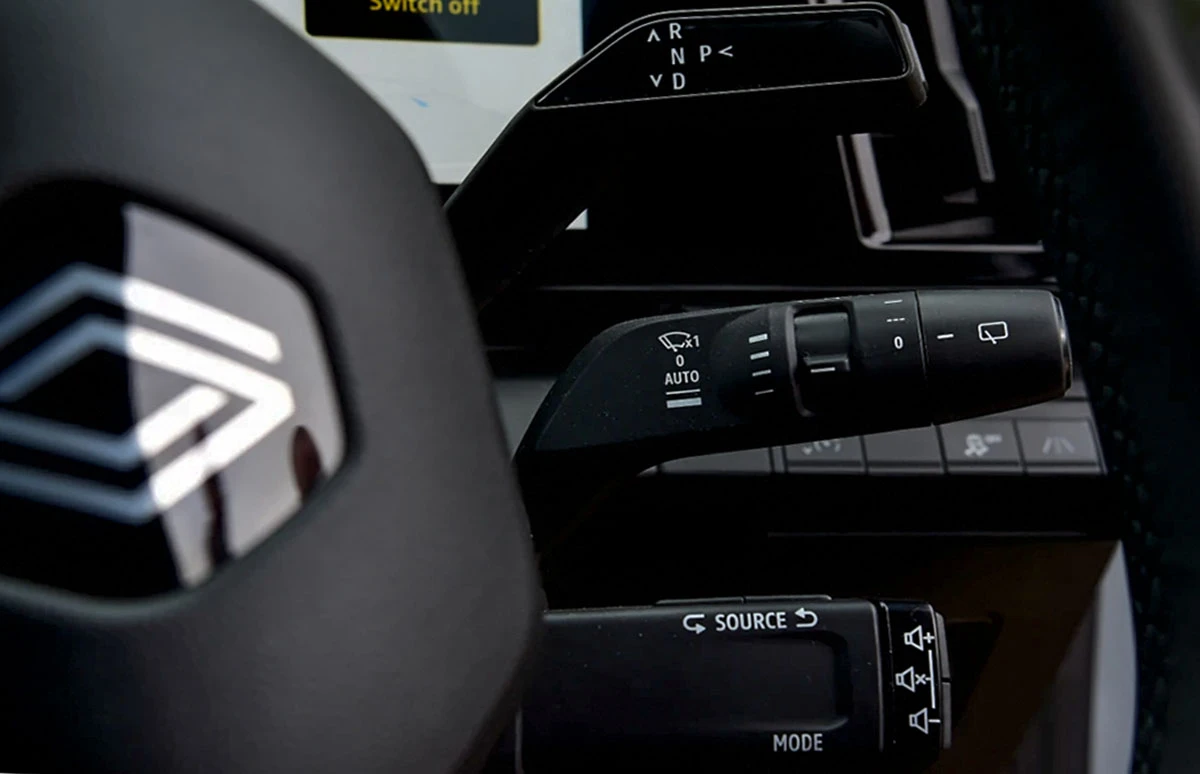 Šventinė savaitė su „Renault Megane E-Tech Full Electric”