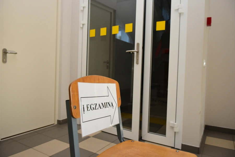 Panevėžio moksleiviai aktyviai naudojasi galimybe perlaikyti brandos egzaminus