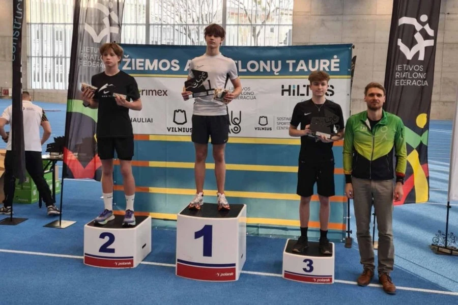 Panevėžiečių triumfas Kaune: Raimundo Sargūno sporto gimnazijos atletai nuskynė žiemos akvatlono taurės laurus
